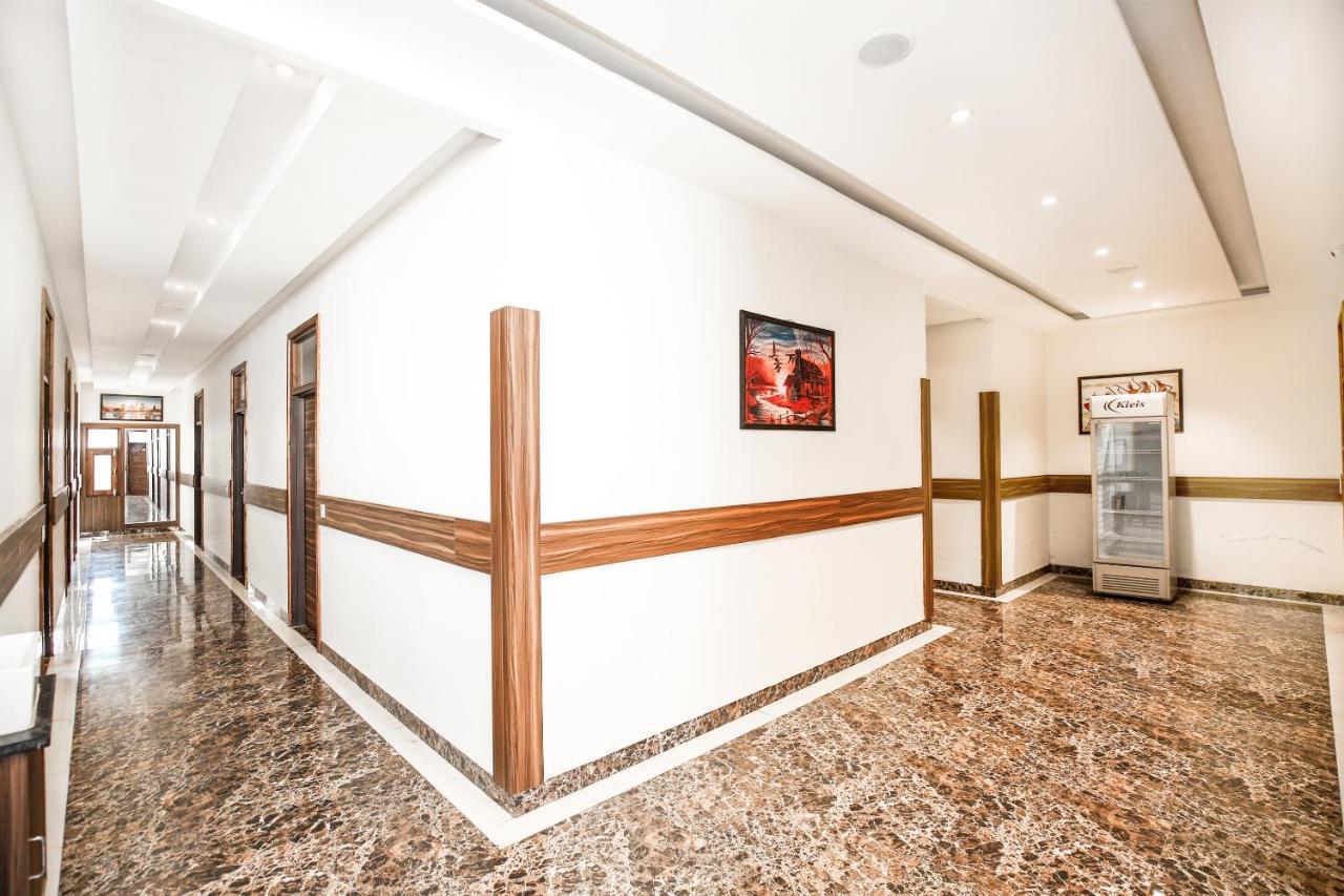 Hotel Woodcrest Zirakpur Chandigarh- Best Family Hotel - Luxurious Rooms - Unit Of Sidham Group Exterior foto