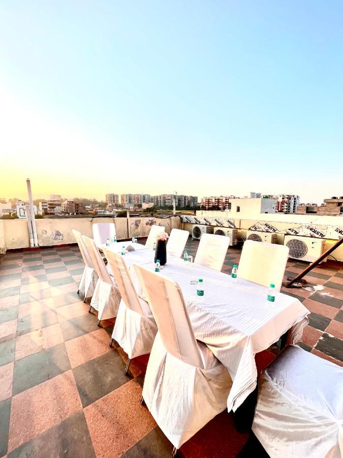 Hotel Woodcrest Zirakpur Chandigarh- Best Family Hotel - Luxurious Rooms - Unit Of Sidham Group Exterior foto