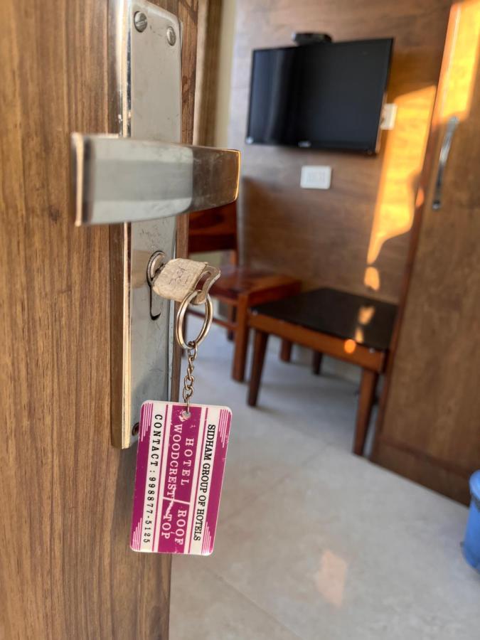Hotel Woodcrest Zirakpur Chandigarh- Best Family Hotel - Luxurious Rooms - Unit Of Sidham Group Exterior foto